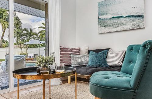 Caloosahatchee Casa | Tamaram Retreat Rest, Relax, Enjoy and Repeat