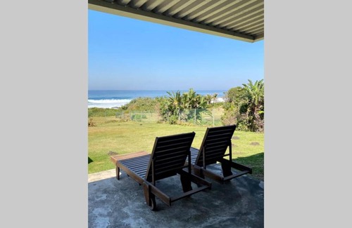 Port Edward Casa | Tamassa Holiday Home on the Beach, in Port Edward