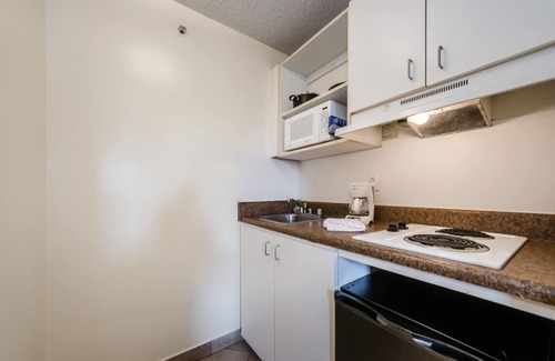Largo Hotel | Tampa Bay Extended Stay Hotel