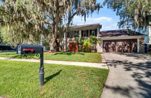 Bloomingdale Casa | Tampa Bay Pool Home with Heated Pool