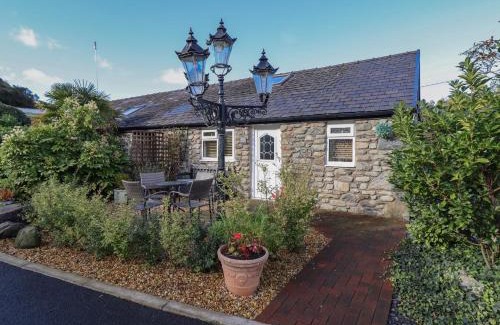 Harlech Casa | Tan Isa