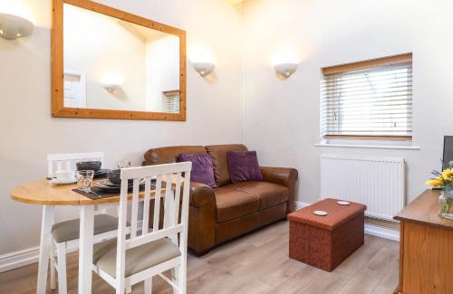 Harlech Casa | Tan Isa
