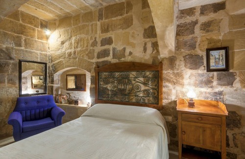 Santa Lucija Otro | Tan-Nanna Farmhouse Sleeps 6 (3 habitaciones)