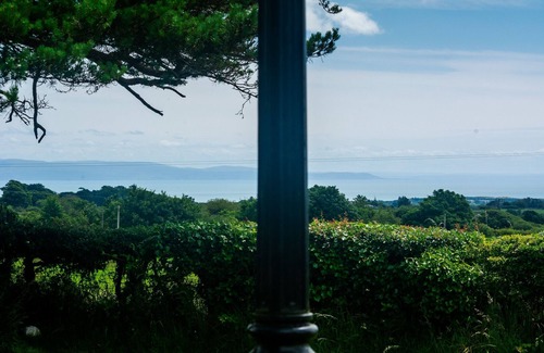 Rhyd-y-clafdy Cabaña | Tan y Bryn - sleeps 8 guests in 3 bedrooms
