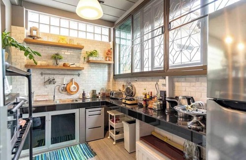 Thung Wat Don Villa | TANACASA 12 —Large Sathorn Townhome 6BR w/ Parking