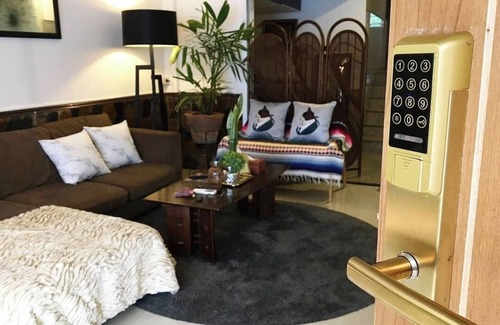 Thung Wat Don Villa | TANACASA 12 —Large Sathorn Townhome 6BR w/ Parking