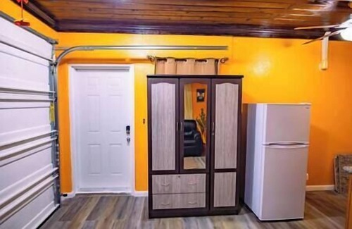 Coral Harbour Apartamento | Tangerine Sunsets Mango