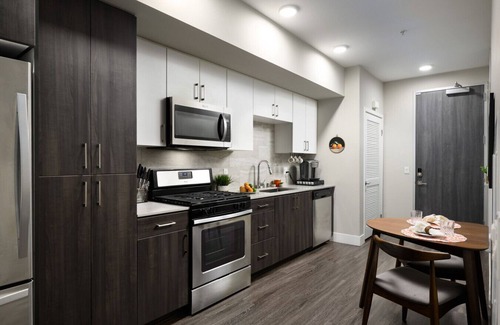 Orange Apartamento | Tangerine Terrace - 10 min to Disney & Angel Stadium