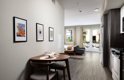 Orange Apartamento | Tangerine Terrace - 10 min to Disney & Angel Stadium