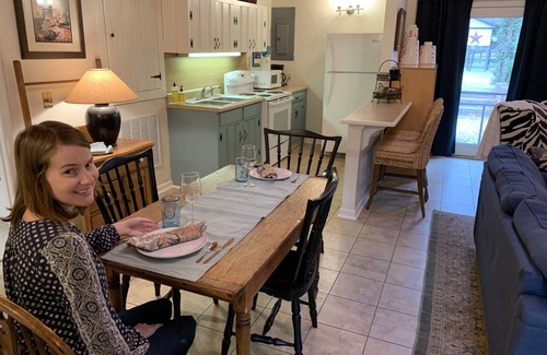 Southern Pines Apartamento | Tanglewood Farm B & B-Horse & Hound Dog Friendly1 BR / 2BA Apt privado en Horse Farm