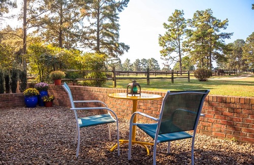 Southern Pines Apartamento | Tanglewood Farm B & B - Tally Ho Suite 1 BR / 1BA Apartamento privado en Horse Farm