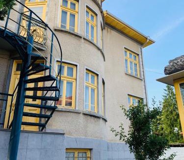 Samokov Apartamento | TÁNIN HOUSE - Three-bedroom apartment, sauna and gym 10' away from Borovets