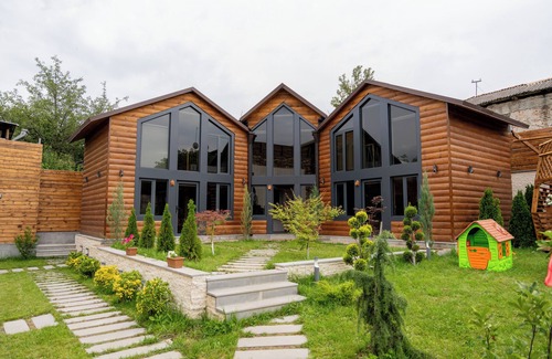 Dilijan Cabaña | Taniqinn Dilijan Cottages