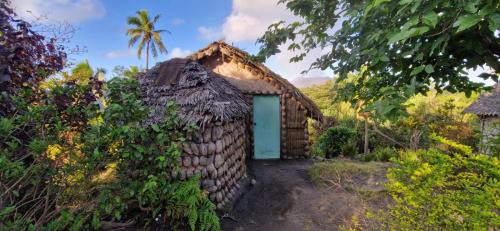 Tanna Island Cama Y Desayuno | Tanna Lava View Bungalows