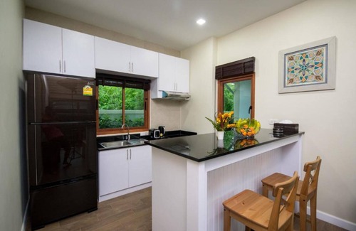 Ban Saiyuan Villa | Tanrak Villa