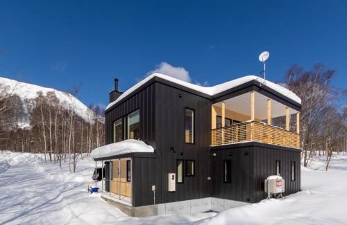 Rusutsu Casa | Tanuki House with air conditioner - walk to Rusutsu Resort