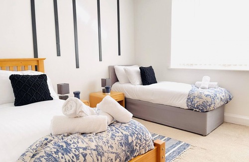 Cambridge Casa | Tanzanite in Cambridge