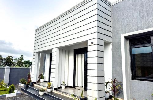 Mbarara Apartamento | Tanzi Homes 1 Manzi