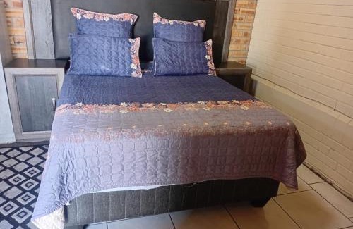 Kroonstad Casa | Taoana Guest House