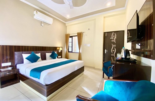 Tapovan Hotel | Tapovan New Residency By FTP Hotels