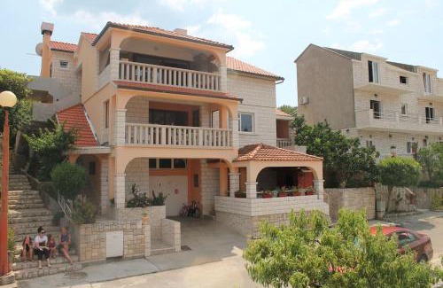 Medvinjak Apartamento | Tara