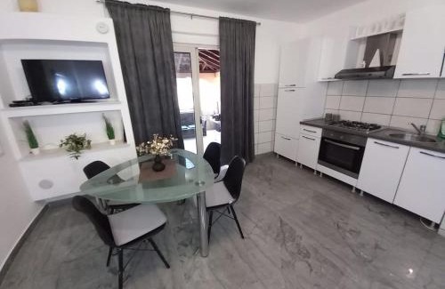 Medvinjak Apartamento | Tara