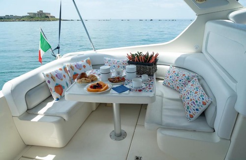 Isola del Borgo Antico Alquiler De Eote | Taranto in barca Boat and Breakfast