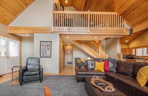 Thayerville Casa | Tarenga House