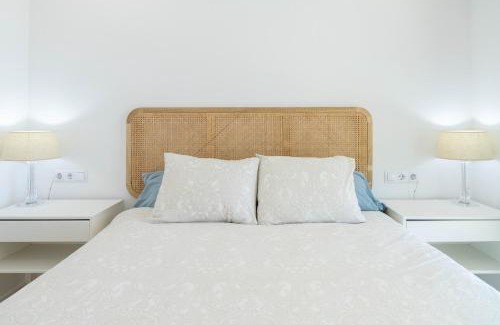 Tarifa Apartamento | Tarifa Cozy House - Modern, Pool, Parking, Wifi,