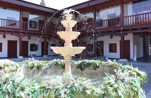 Vezirkopru Hotel | Tarihi Tashan Otel