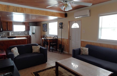 Tarpon Springs Casa | Un lugar tranquilo para relajarse cerca de los muelles de esponja