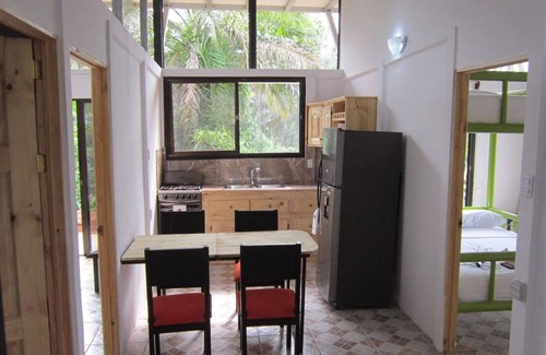Parrita Casa | Tarzan Jungle Home - Zipline, Pool, Waterslide, AC, Fast Wifi!