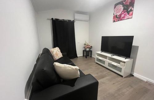 Greenacres Apartamento | Tasha's Duplex on Muller