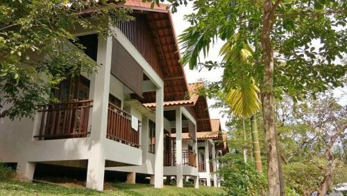 Hulu Selangor Complejo | Tasik Kebun Serendah