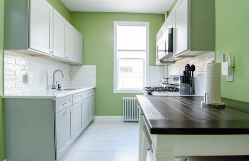 Industry Apartamento | Taste of Honey - 10 Mins To NYC - Brand New