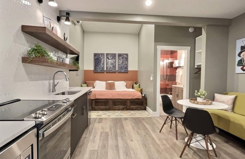Cherokee Triangle Apartamento | Taste of KY Studio @ Bungalou + Bourbon Bar + Gameyard