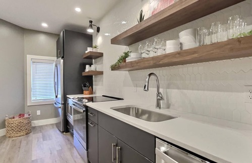 Cherokee Triangle Apartamento | Taste of KY Studio @ Bungalou + Bourbon Bar + Gameyard