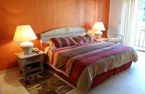 Zona hotelera Hotel | Tasteful 1BR Condo with Garden & Pool in Los Tules