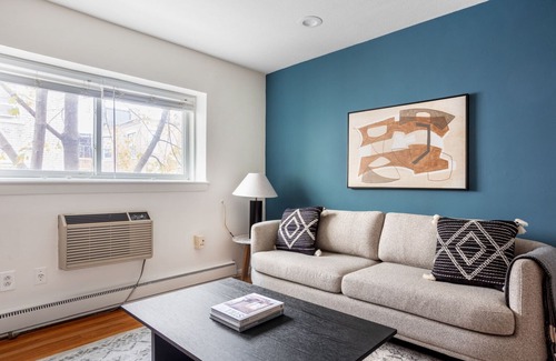 St. Elizabeth's Apartamento | Tasteful Brighton 1BR nr Sutherland Rd Green Line, by Blueground