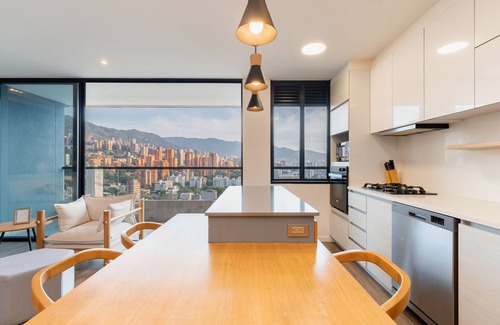 Castropol Apartamento | Tasteful flat with amazing view in El Poblado wtih pool and gym