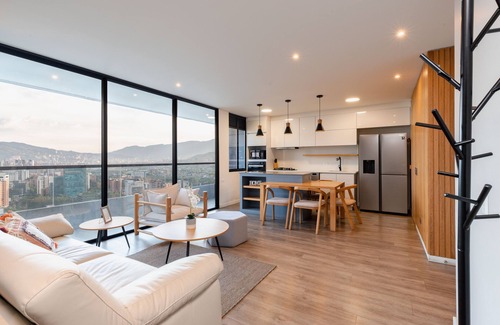 Castropol Apartamento | Tasteful flat with amazing view in El Poblado wtih pool and gym