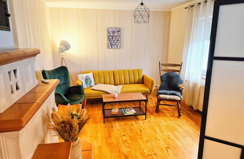 Falkenberg Apartamento | Tasteful vacation apartment with large summer terrace and fireplace
