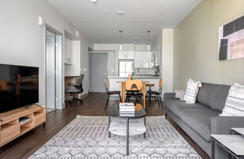 Walnut Creek Apartamento | Tasteful Walnut Creek 1BR w/ Pool & Spa, walk to BART, by Blueground