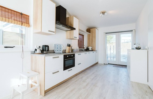 Ouddorp Casa | Tastefully decorated holiday home with a modern and light appearance that has been decorated with love and care.