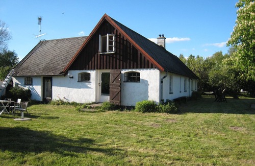 Loderup Casa | Pradera de Skåne decorada con buen gusto en la reserva natural cerca del mar