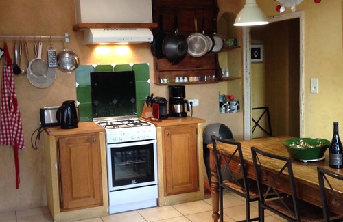 Saint-Andeol-de-Berg Casa | Tastefully renovated village house, 150m2, sleeps 8 or 9, enclosed garden.