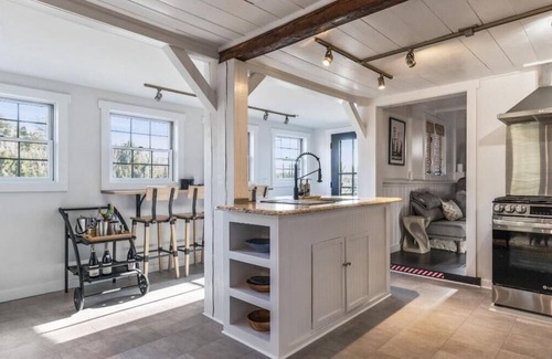 Johnson Casa | Tastefully renovated, well-equipped ski house with hot tub near Stowe