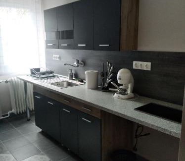 Tatabanya Apartamento | Tatabánya Újvárosi lakás