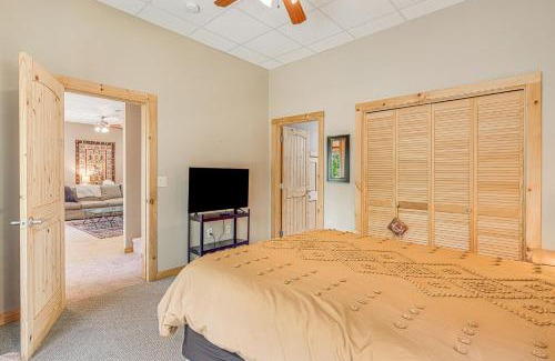 Lake Lure Casa | Tatanka at LakeLure Rumbling Bald Hot Tub Fire Pit