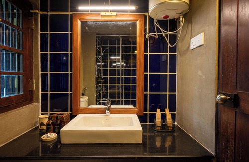 Nuwara Eliya Hotel | Tathya Hills - Luxe Garden Retreat